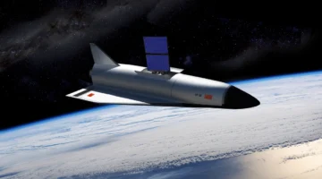 فلكي هاو ينجح في رصد وتصوير الطائرة الفضائية الصينية شينلونغ الغامضة بالفضاء